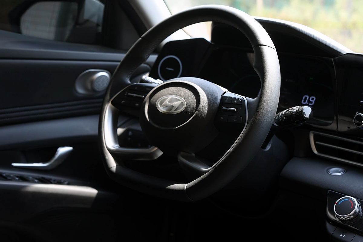 Hyundai Elantra 2025-4