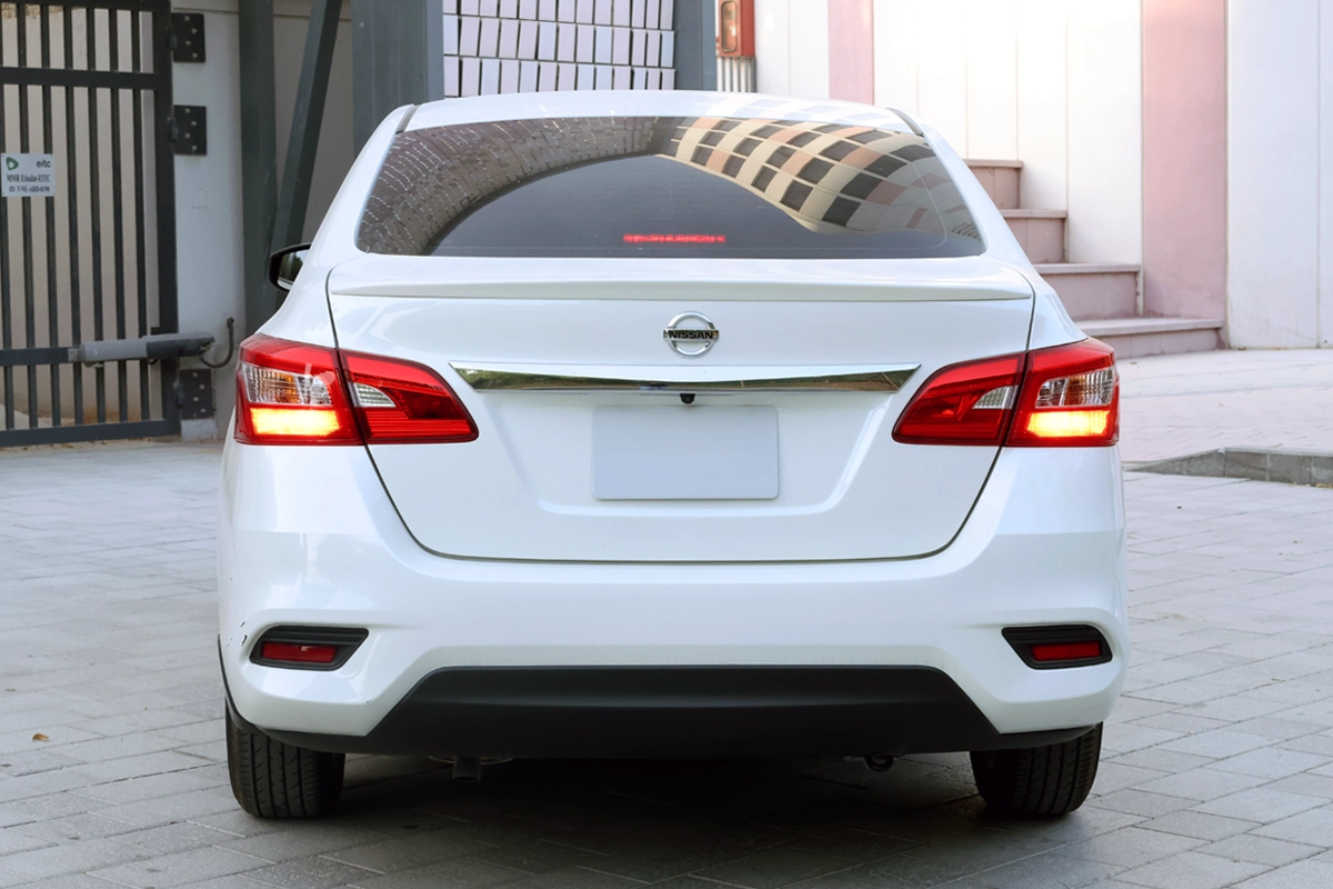 Nissan Sentra 1.6L-4