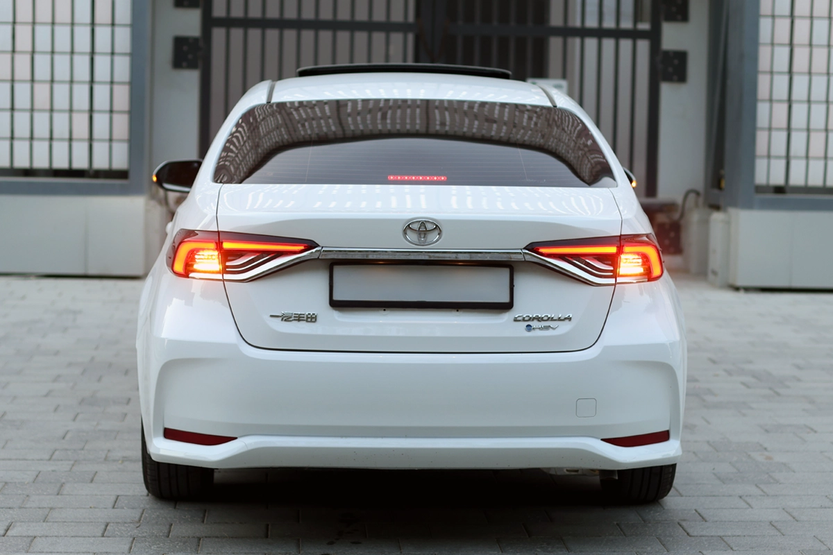 Toyota Corolla 1.8 Elite Hybrid-4